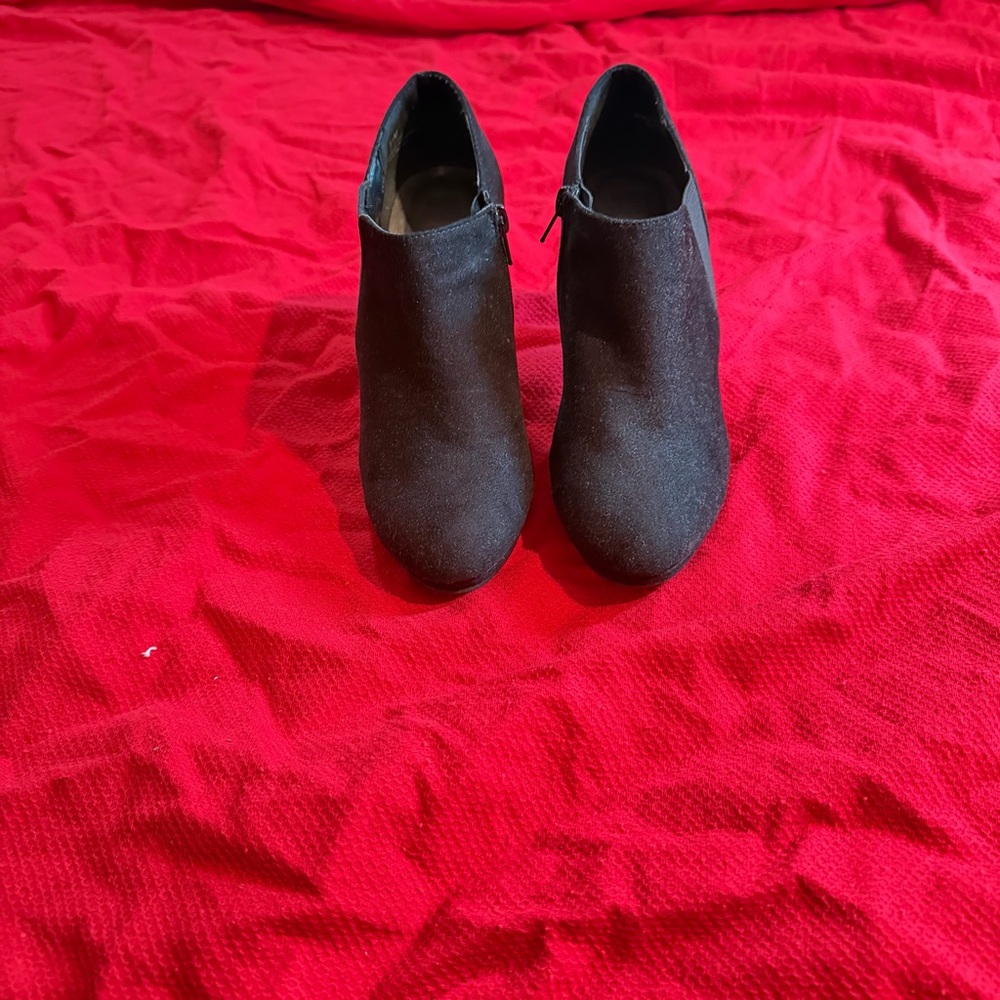 Black Women's Ankle Booties - Sleek Zip Closure
